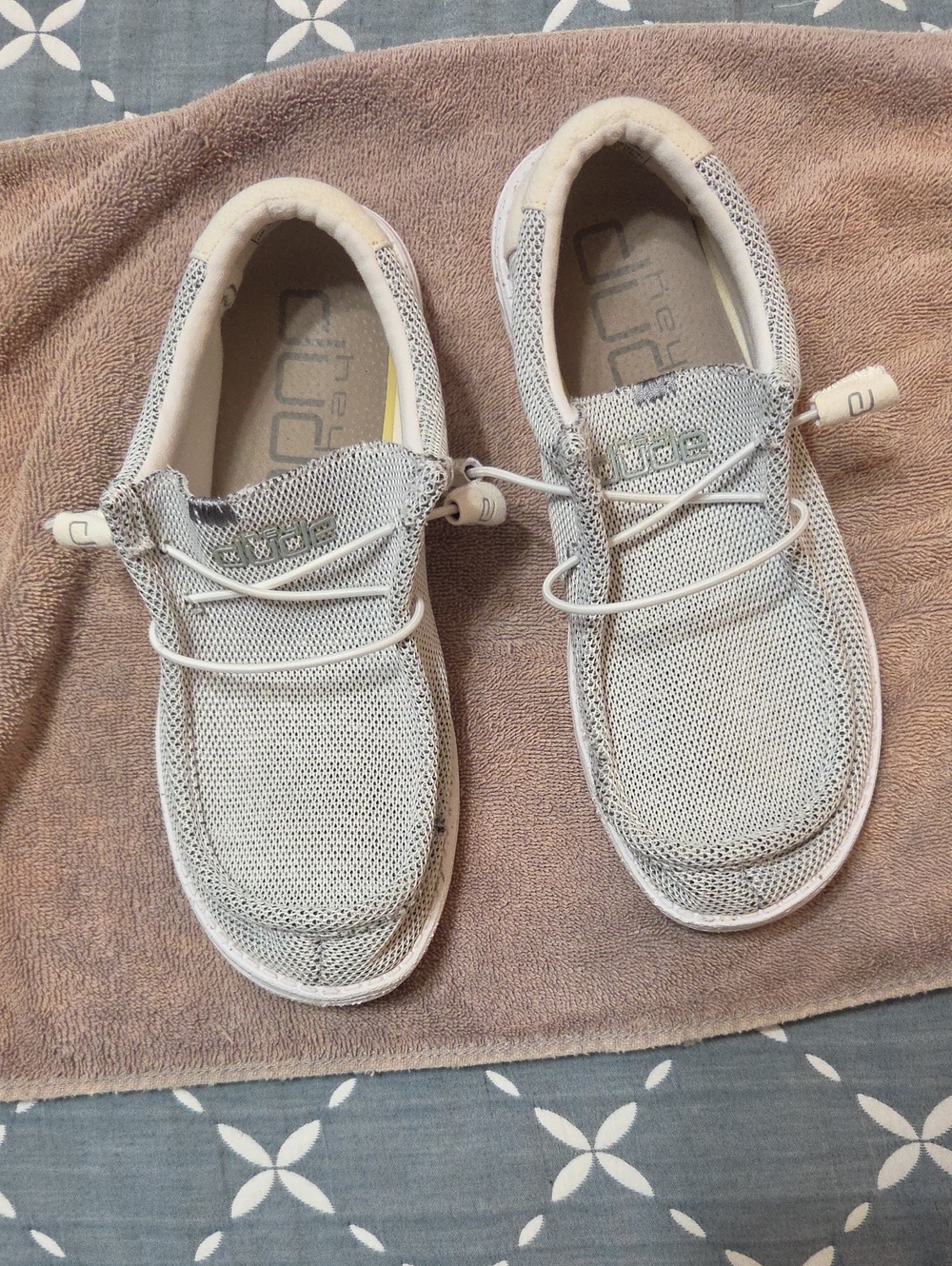 Mens Hey Dude Wally Sox Gray And White Shoe